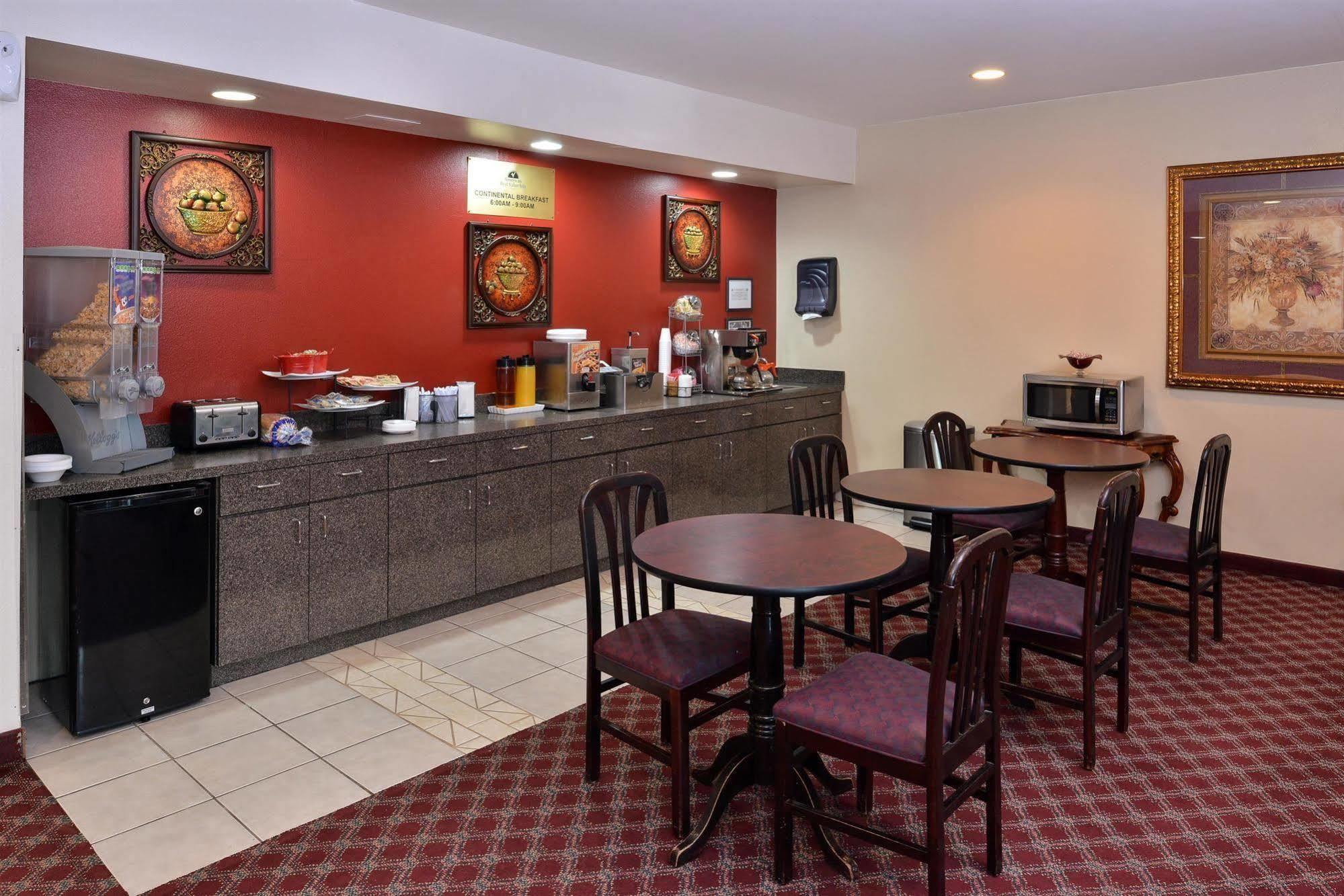 Americas Best Value Inn Somerville Texas Zewnętrze zdjęcie